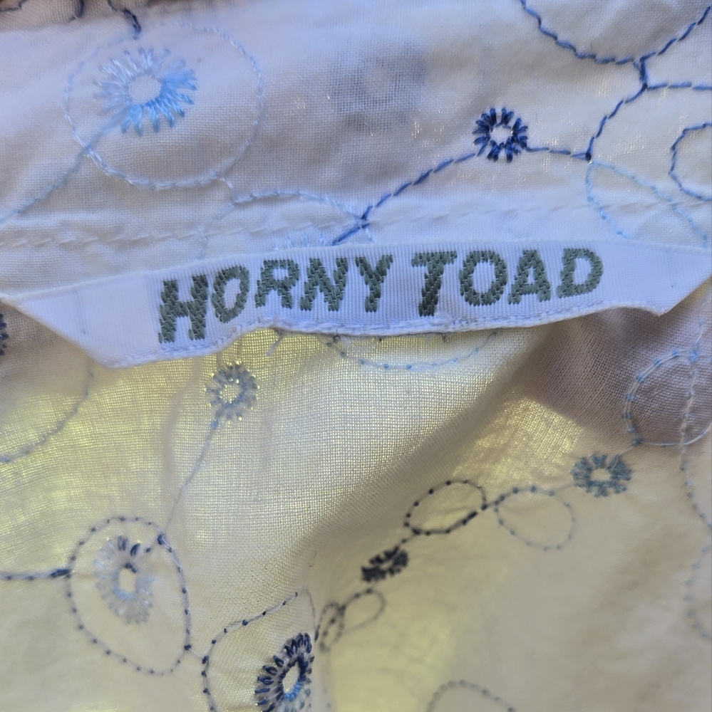 Horny Toad White & Blue Button Down Embroidered Shirt SzM - Picture 10 of 10
